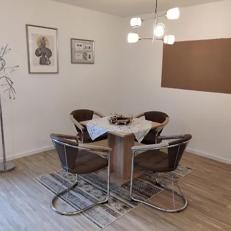 Moderne Neubau Ferienwohnung Висбаден Экстерьер фото