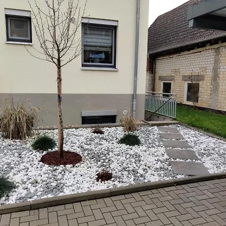 Moderne Neubau Ferienwohnung Висбаден Экстерьер фото